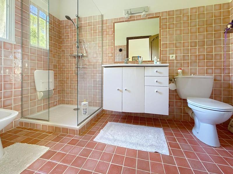 Maison - 177 m² - 7 pièces