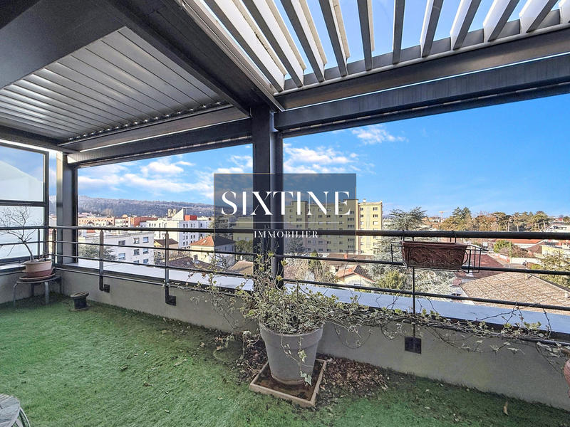 Appartement - 107 m² - 4 pièces