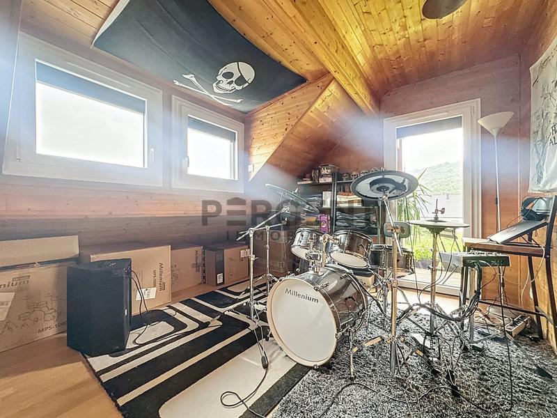 Châlet - 105 m² - 6 pièces