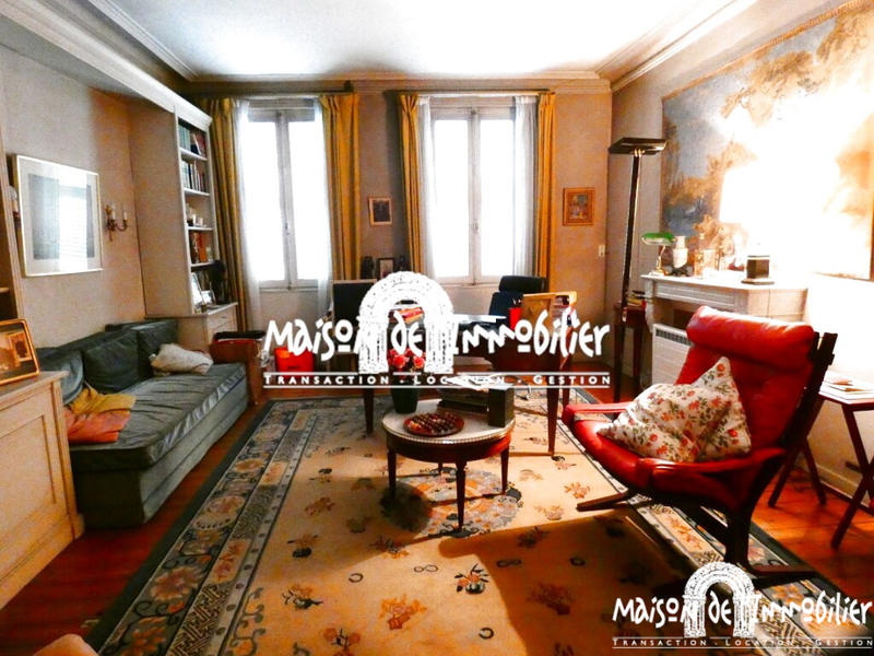 Immeuble - 680 m² - 16 pièces