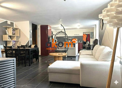 Maison ancienne - 177 m² - 7 pièces