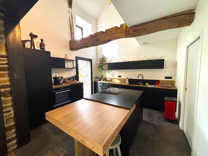 Maison - 111 m² - 4 pièces