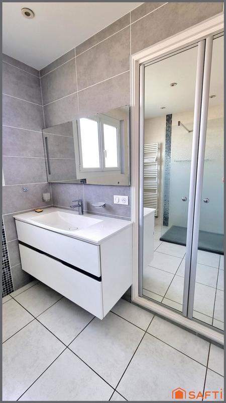 Maison - 176 m² - 7 pièces