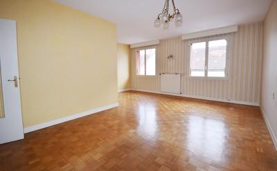 Maison - 137 m² - 5 pièces