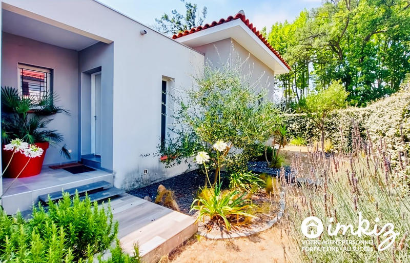 Maison - 140 m² - 5 pièces