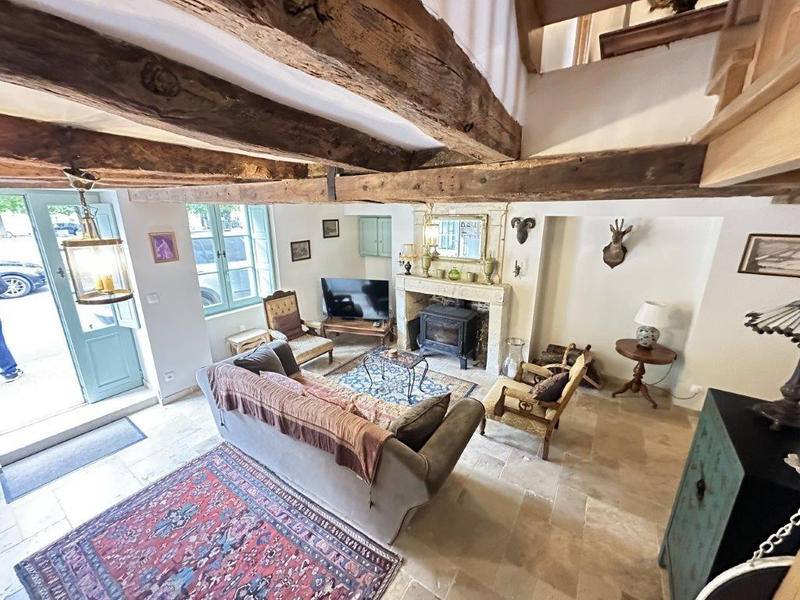 Maison - 161 m² - 6 pièces