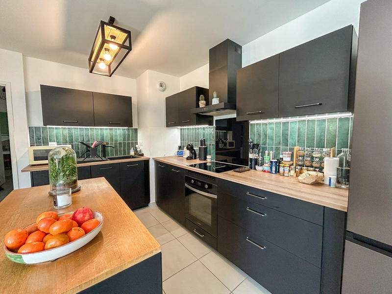 Appartement - 87 m² - 4 pièces