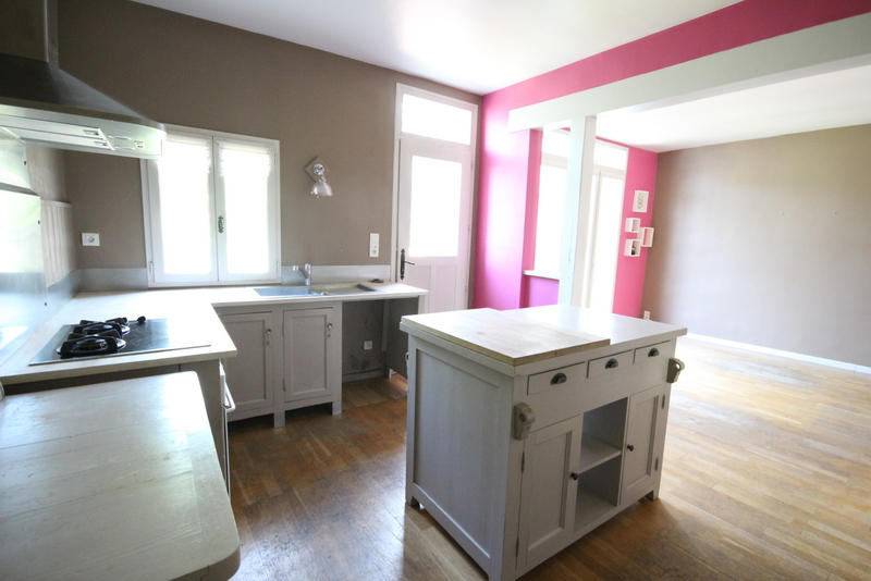 Maison - 192 m² - 7 pièces
