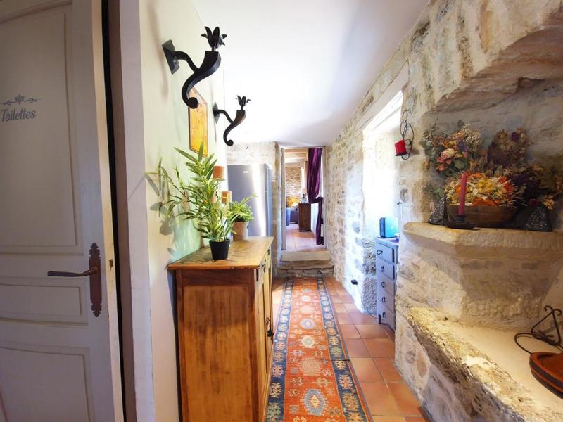 Maison en pierre - 165 m² - 6 pièces