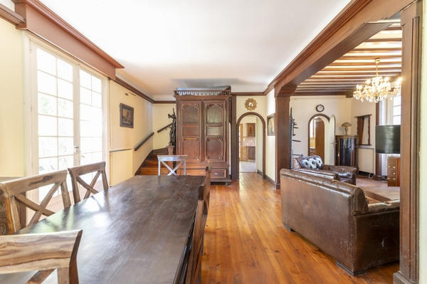 Propriété - 149 m² - 4 pièces