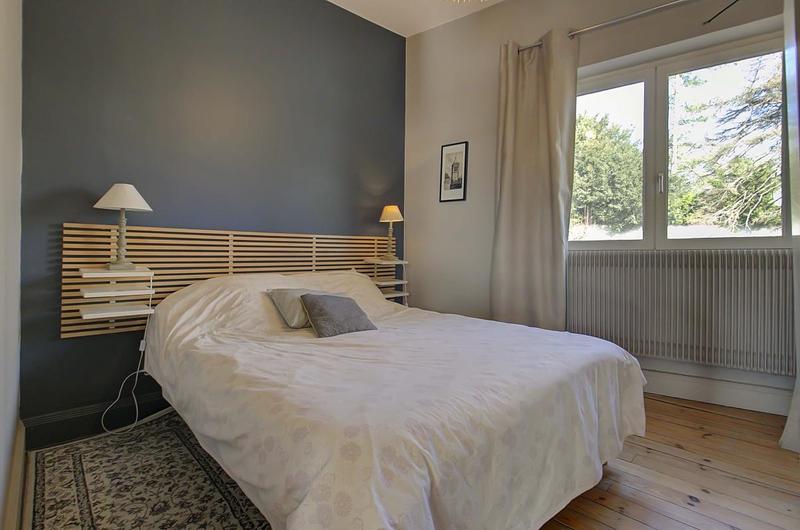 Maison - 239 m² - 7 pièces
