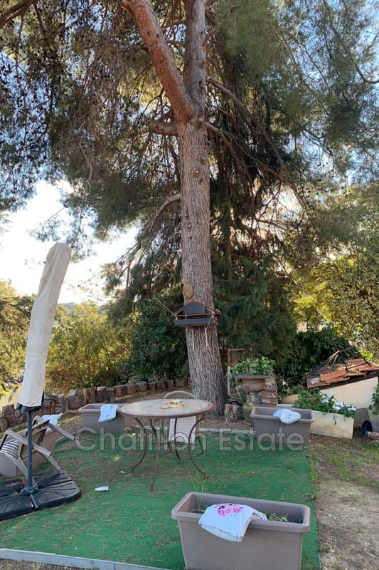 Maison - 280 m² - 10 pièces