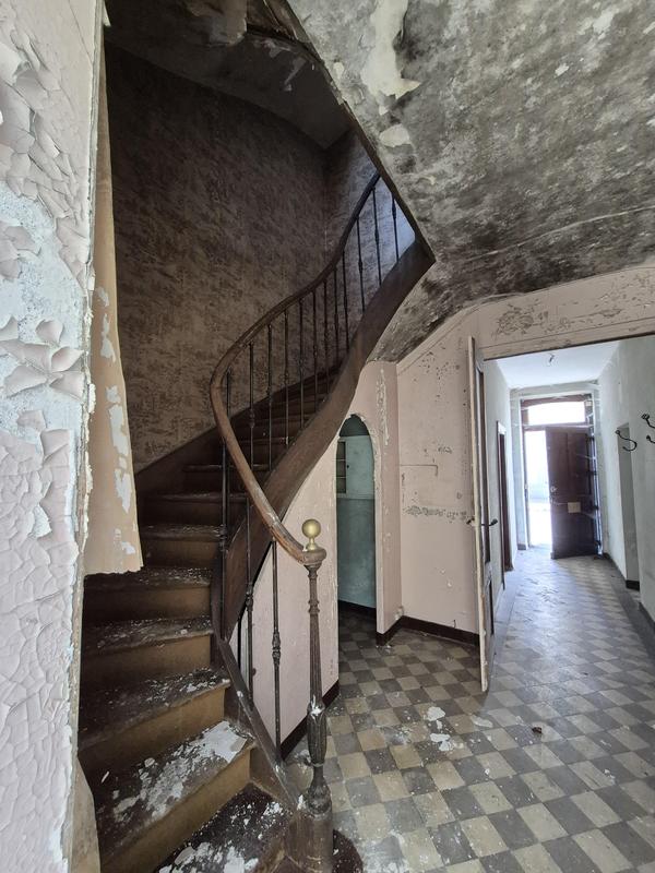 Demeure - 182 m² - 7 pièces