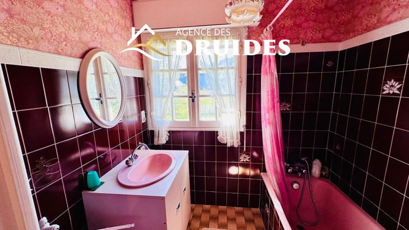 Maison - 90 m² - 5 pièces