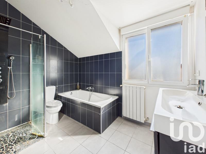 Maison - 131 m² - 6 pièces