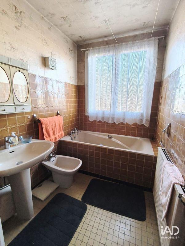 Appartement - 64 m² - 4 pièces