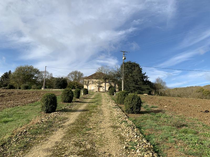 Maison ancienne - 280 m² - 6 pièces