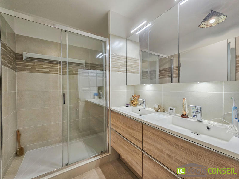 Appartement - 116 m² - 4 pièces