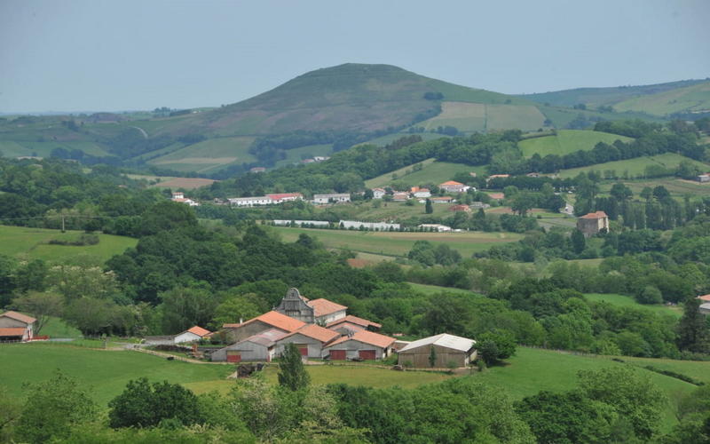 Randonnée accompagnée Capb Urtsua : a la découverte de la montagne et des sources