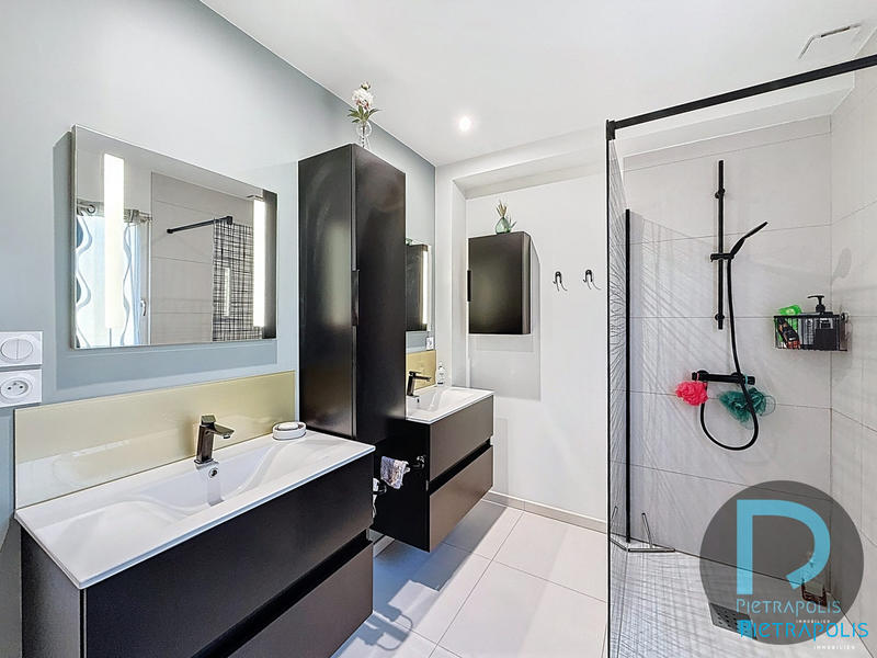 Villa - 125 m² - 5 pièces