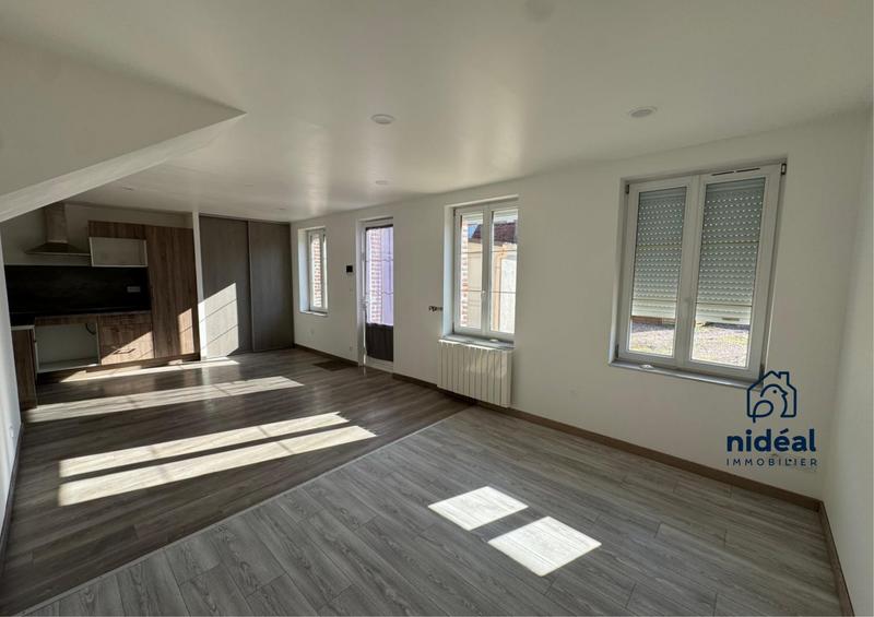 Maison - 95 m² - 6 pièces