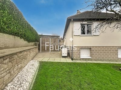 Maison - 75 m² - 4 pièces