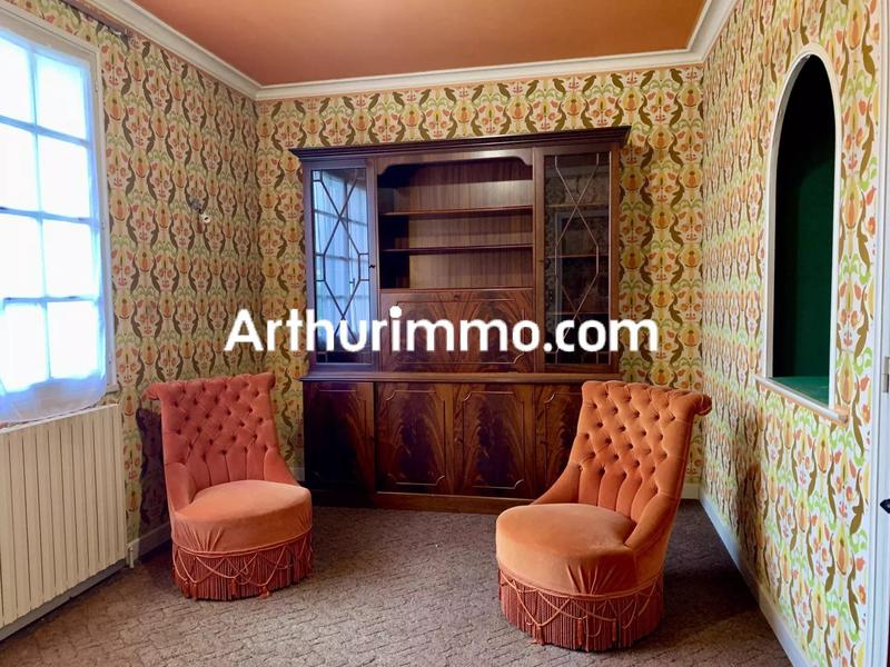 Maison - 195 m² - 9 pièces