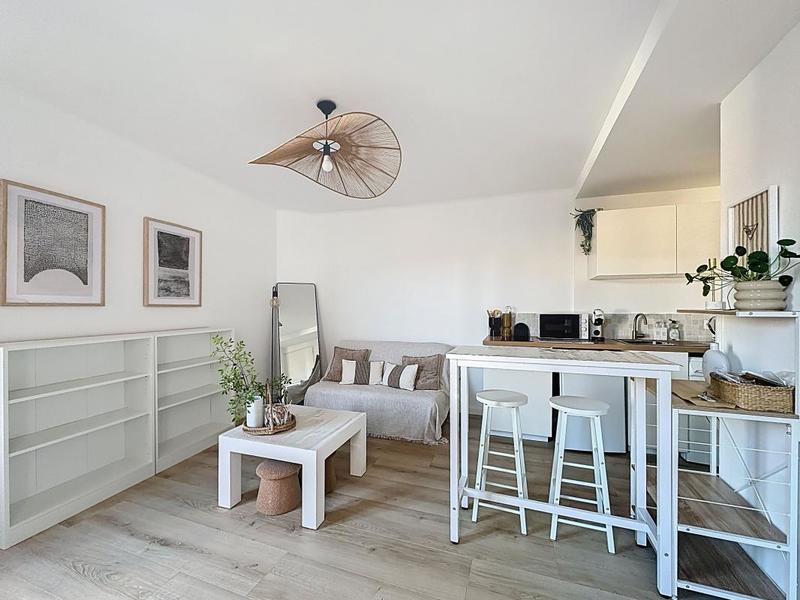 Studio - 21 m² - 1 pièce