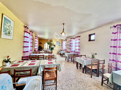 Propriété - 499 m² - 12 pièces