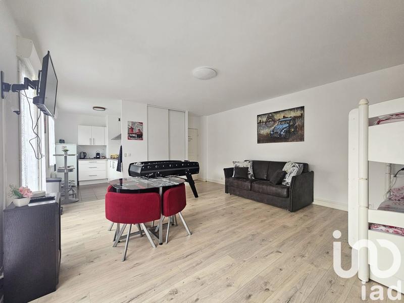 Studio - 40 m² - 1 pièce