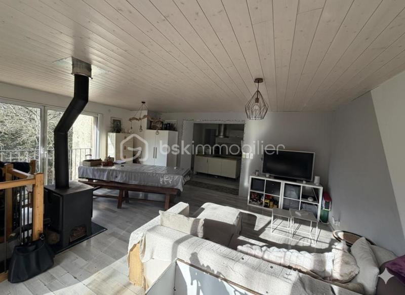 Maison en pierre - 115 m² - 6 pièces