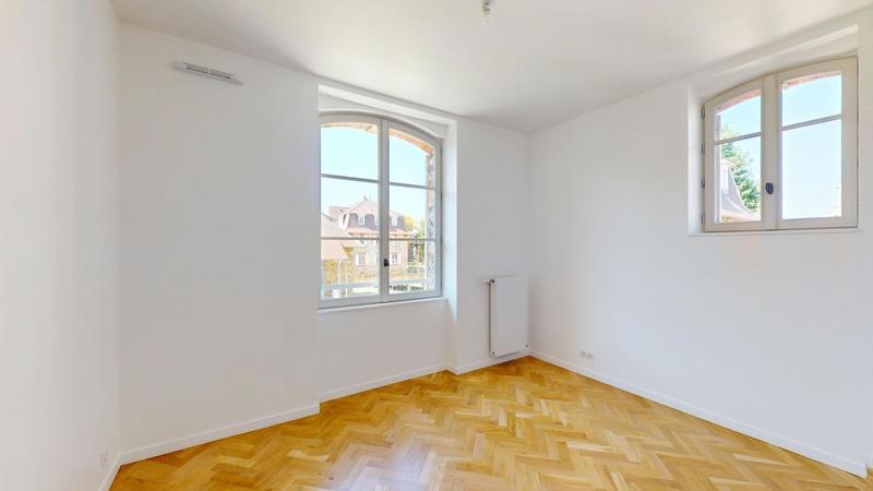 Appartement - 125 m² - 5 pièces