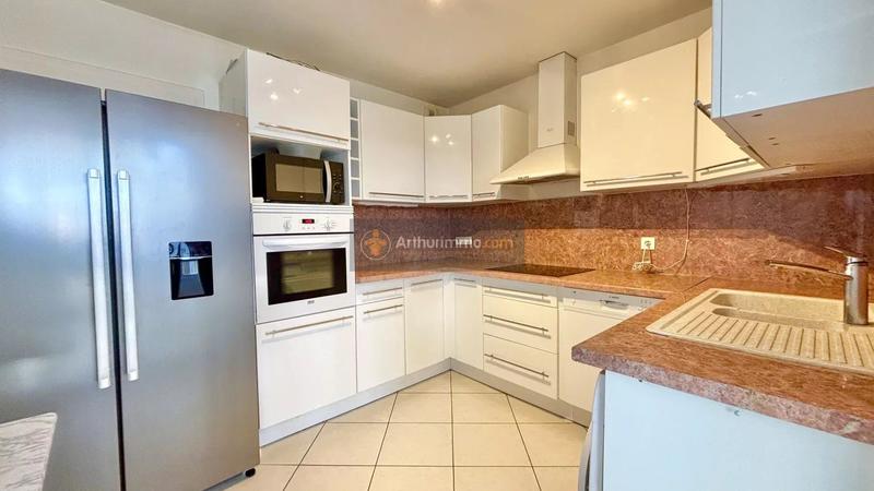 Appartement - 75 m² - 3 pièces