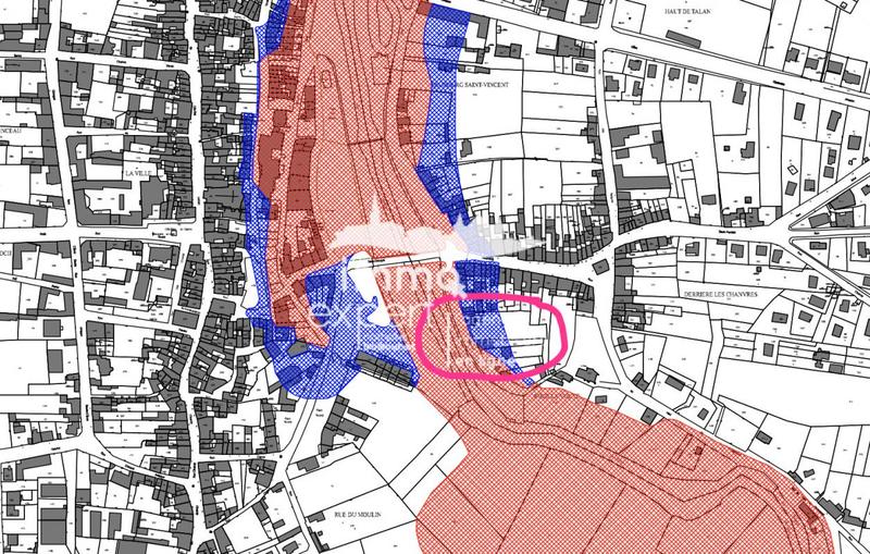 Terrain constructible - 1 863 m²