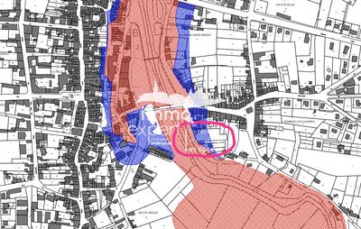 Terrain constructible - 1 863 m²