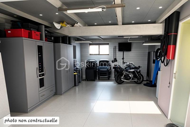 Maison traditionnelle - 140 m² - 6 pièces