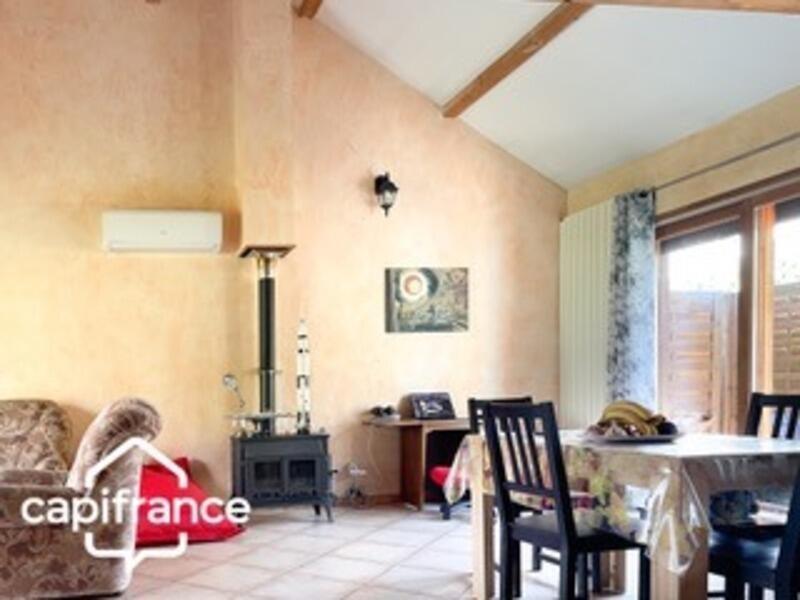 Maison - 180 m² - 8 pièces