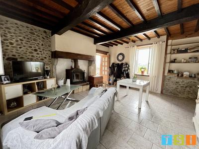 Maison - 103 m² - 3 pièces