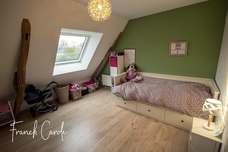 Maison - 268 m² - 11 pièces