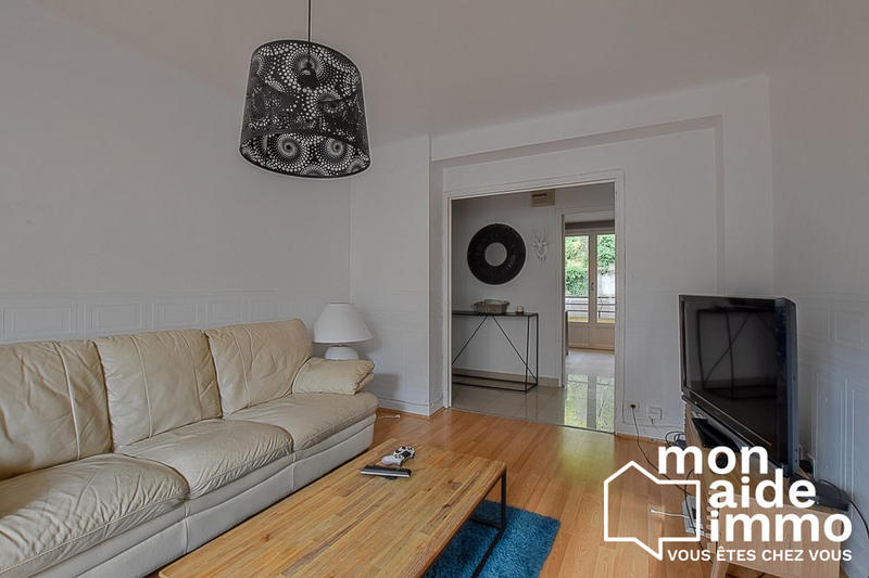 Appartement - 88 m² - 6 pièces