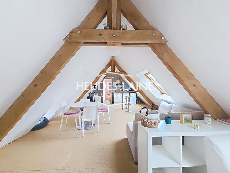 Maison - 250 m² - 5 pièces