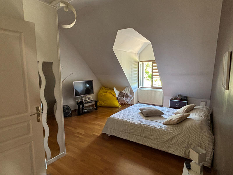 Maison - 187 m² - 6 pièces