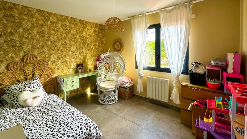 Maison - 98 m² - 4 pièces