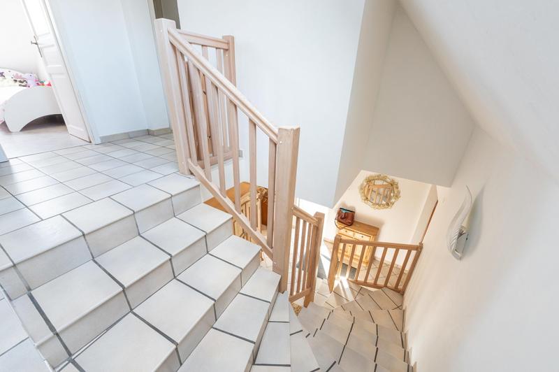 Maison - 236 m² - 11 pièces