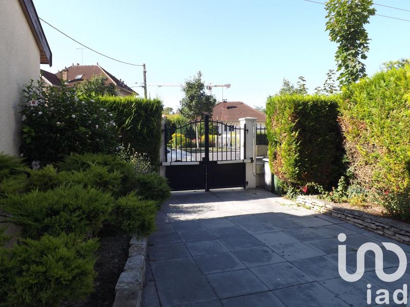 Maison - 89 m² - 6 pièces