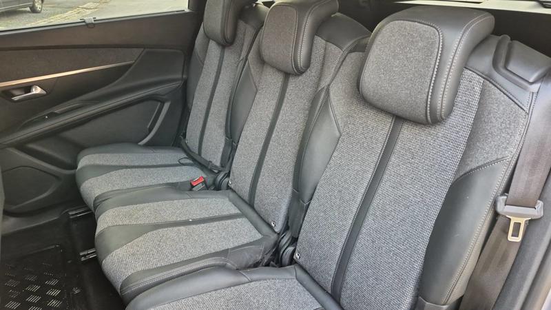 Peugeot 5008 II 1.5 BlueHDi 130 Eat8 Allure - 7 places Automatique