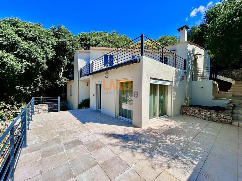 Maison - 150 m² - 5 pièces