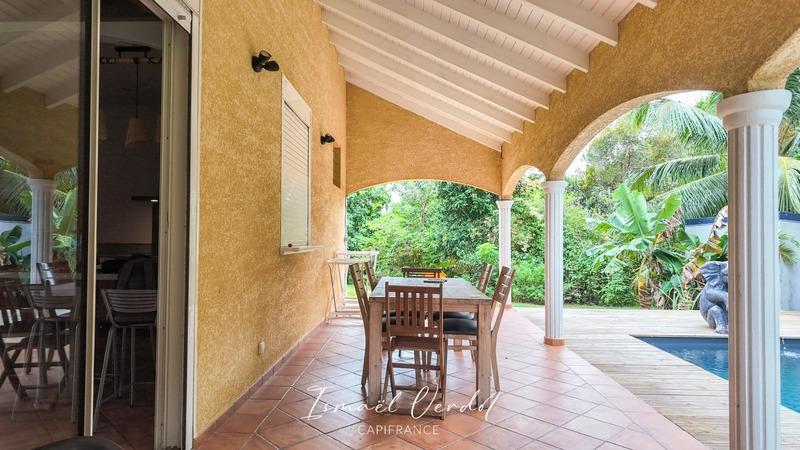 Maison - 188 m² - 6 pièces