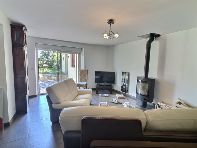 Maison - 212 m² - 5 pièces