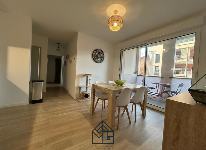 Appartement - 75 m² - 3 pièces